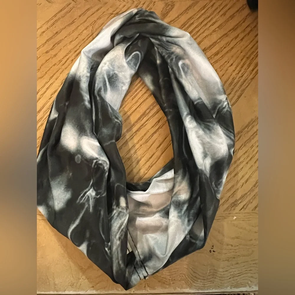 NWOT fila sport knot headband stretchy tie dye womens polyester spandex gray